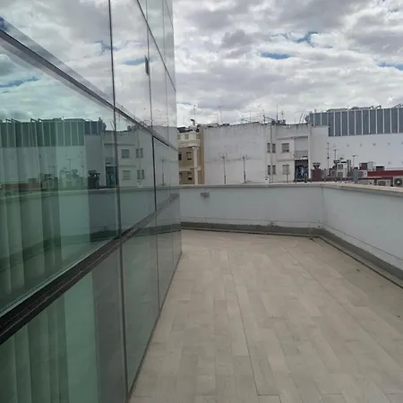 Espectacular Atico En Pleno De Centro De דירה *